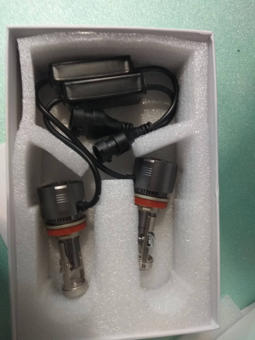 HB4 / 9006 (линзы) / Светодиодные (HB4 / 9006) лампы Lenses AHL HB4 6000lm 30W, линзы 0.4 кг 20х14х6