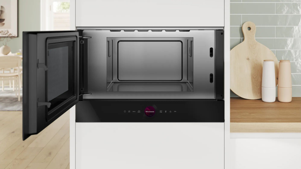 Встраиваемая микроволновая печь BOSCH BFL7221B1, 21 л, 900Вт, 5 режимов, петли слева, черный