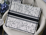 Christian Dior Book Tote 42 cm