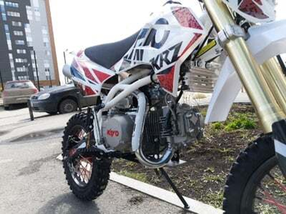 Мотоцикл KAYO BASIC YX140 PITBIKE