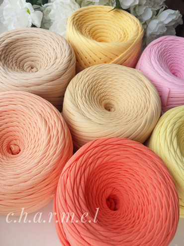 Трикотажная пряжа Fancy Yarn