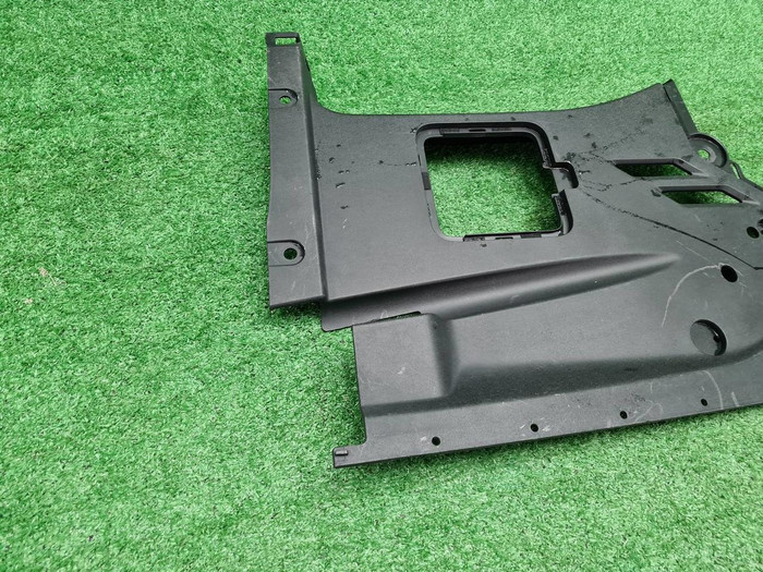 Накладка двигателя правая Geely Tugella (19-24)