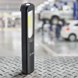 Светодиодный фонарь ЭРА Рабочие Практик RA-701 ручной аккумуляторный с магнитом и клипсой