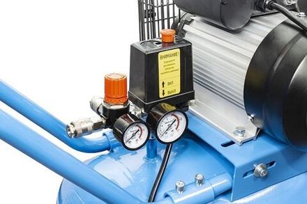 Компрессор поршневой STANKO ACH44513 230 В,  реcивер 100 л, 445л/мин