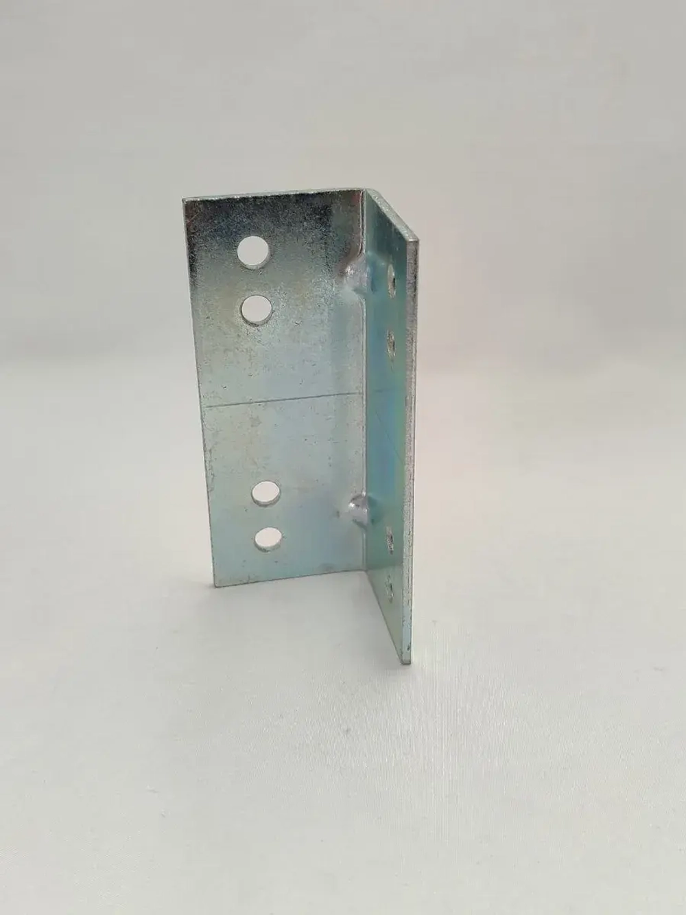 Уголки металлические крепёжные мебельные 43 мм/12штук