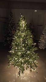 Елка с гирляндой «Валерио» (Литая+пвх) 210 см / 2,1 м