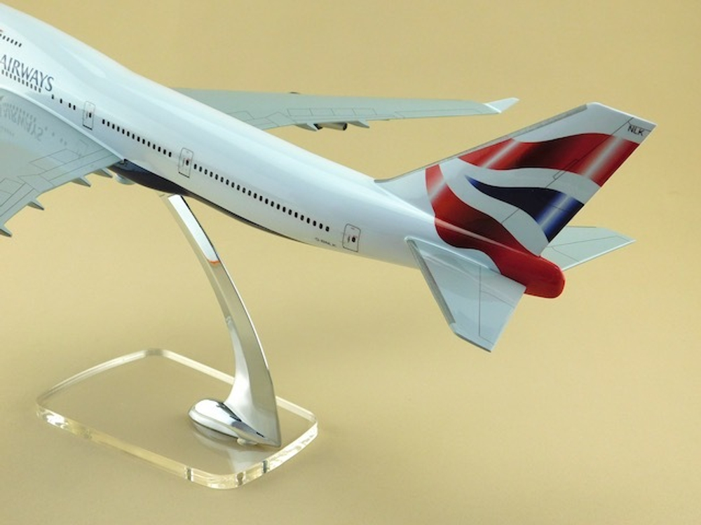 Модель самолета Boeing 747-400 (М1:144, British Airways)