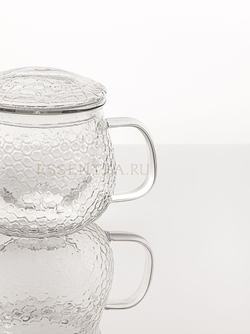 Чашка стеклянная с ручкой и крышкой 400 мл