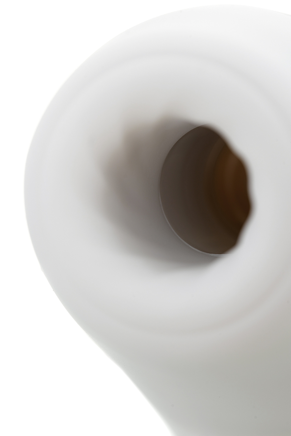 Вакуум-волновой бесконтактный стимулятор клитора Satisfyer Curvy 1+, силикон, белый, 14,3 см.