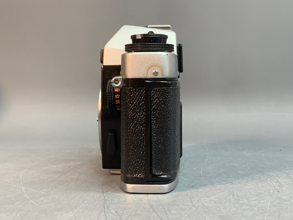 Киев-19 + Гелиос-81Н, объектив с дефектом