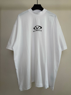 Футболка Vetements