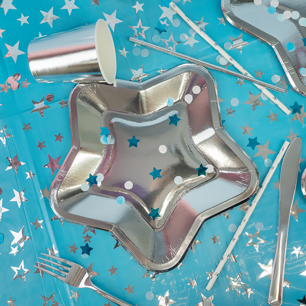 Скатерть металлизированная в голубом цвете с серебряными звездами, 137*183 см