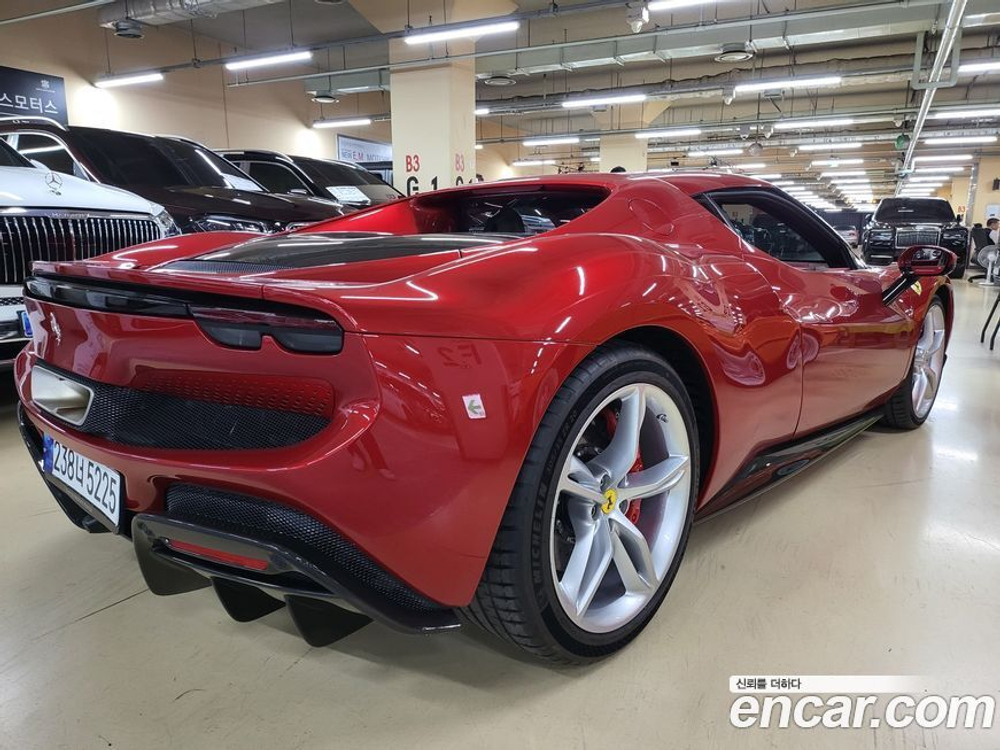 Ferrari 296 GTB 3.0 V6 (12.2022)