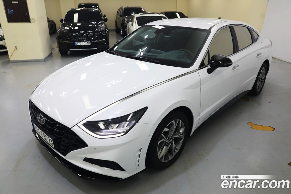 Hyundai Sonata (DN8) 1.6 Turbo (08.2021)