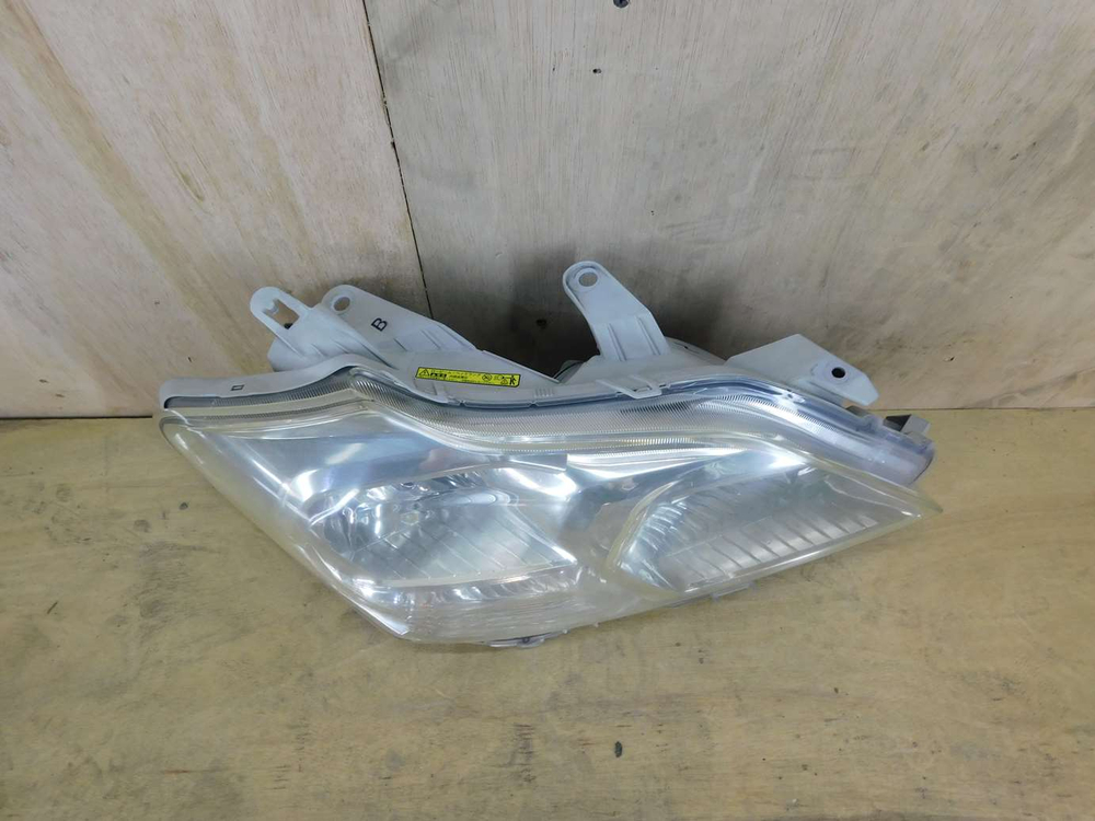 фара правая Toyota Premio ZRT260 2010 20-445