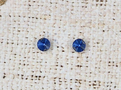 Стразы пришивные стекло в оправе, d 0,8 см.