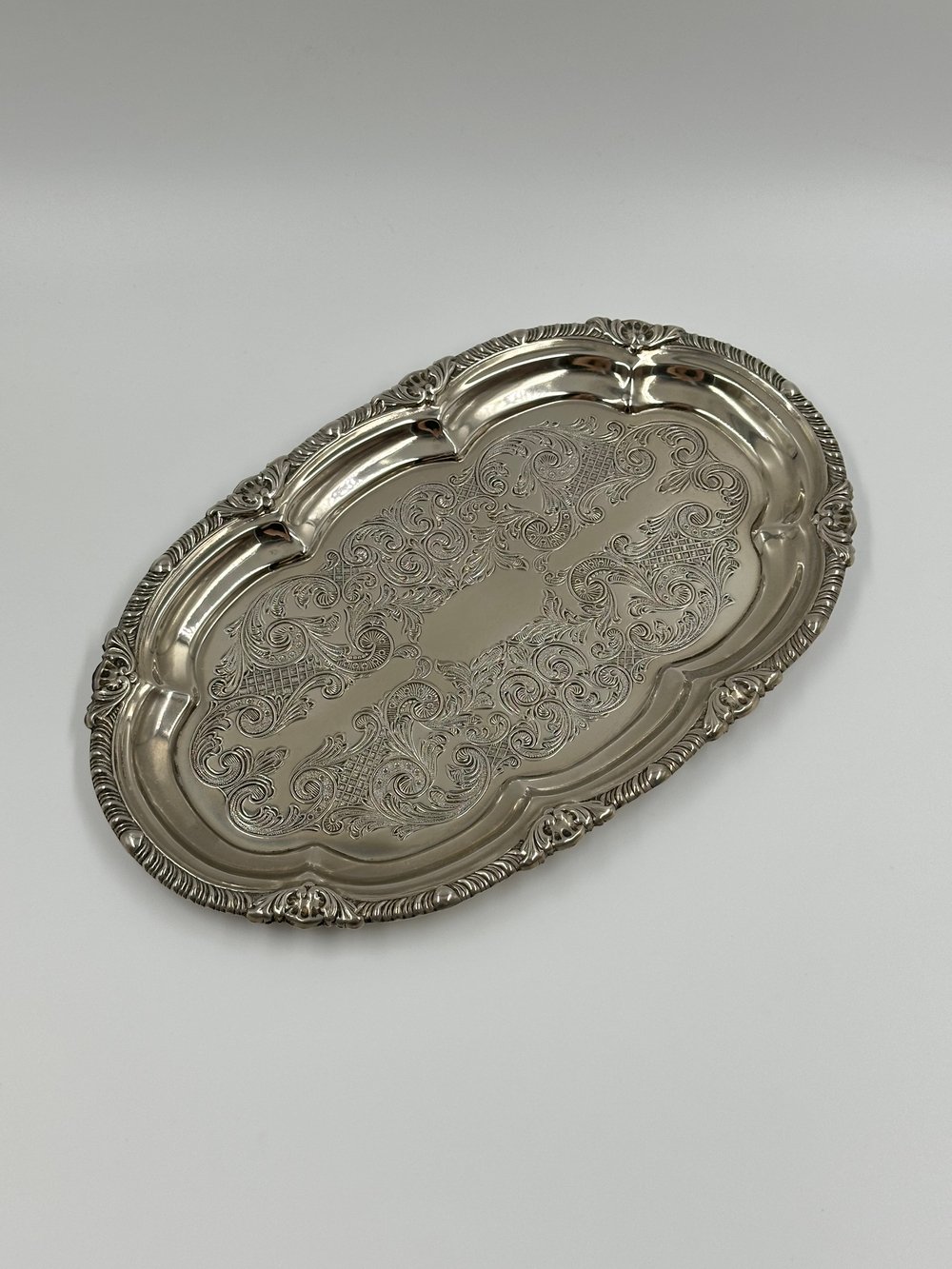 Поднос посеребренный