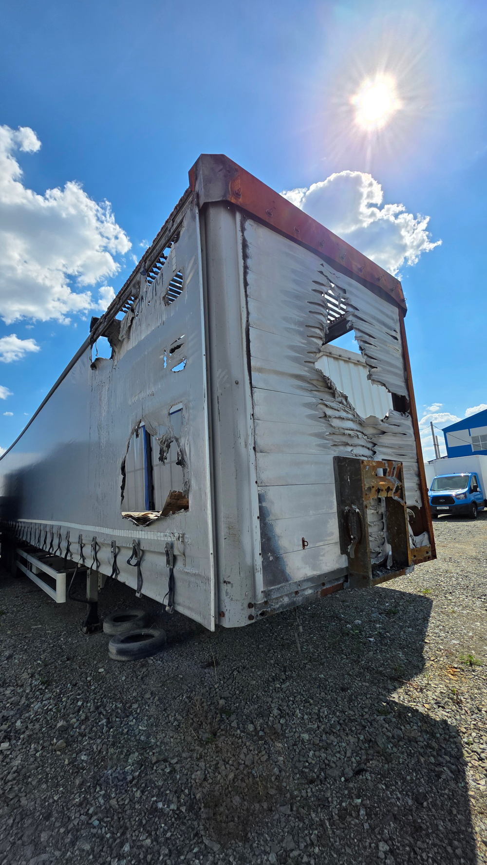 BONUM 9142* Полуприцеп шторный 914296-04 (длина 13,62 м., 38 000 кг)