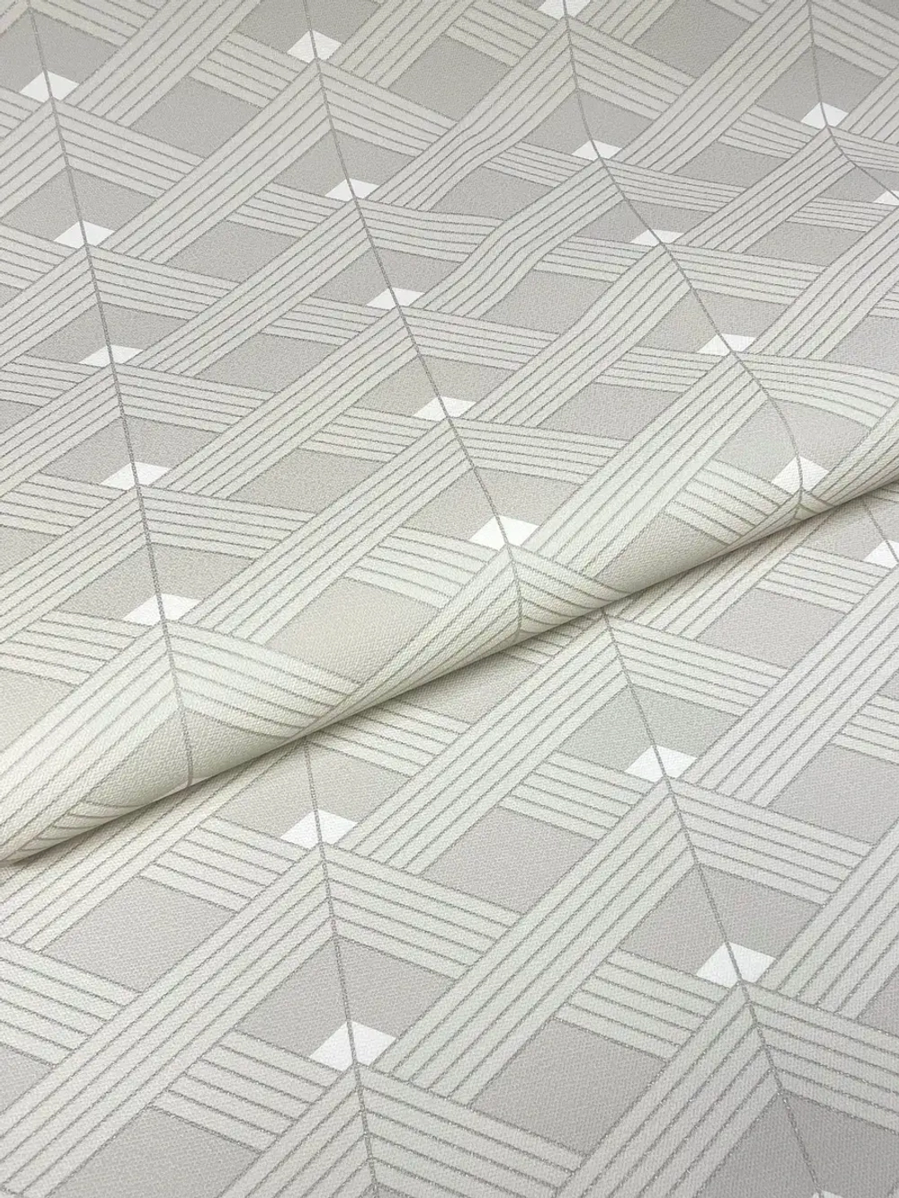 Обои флизелиновые Melody Франция