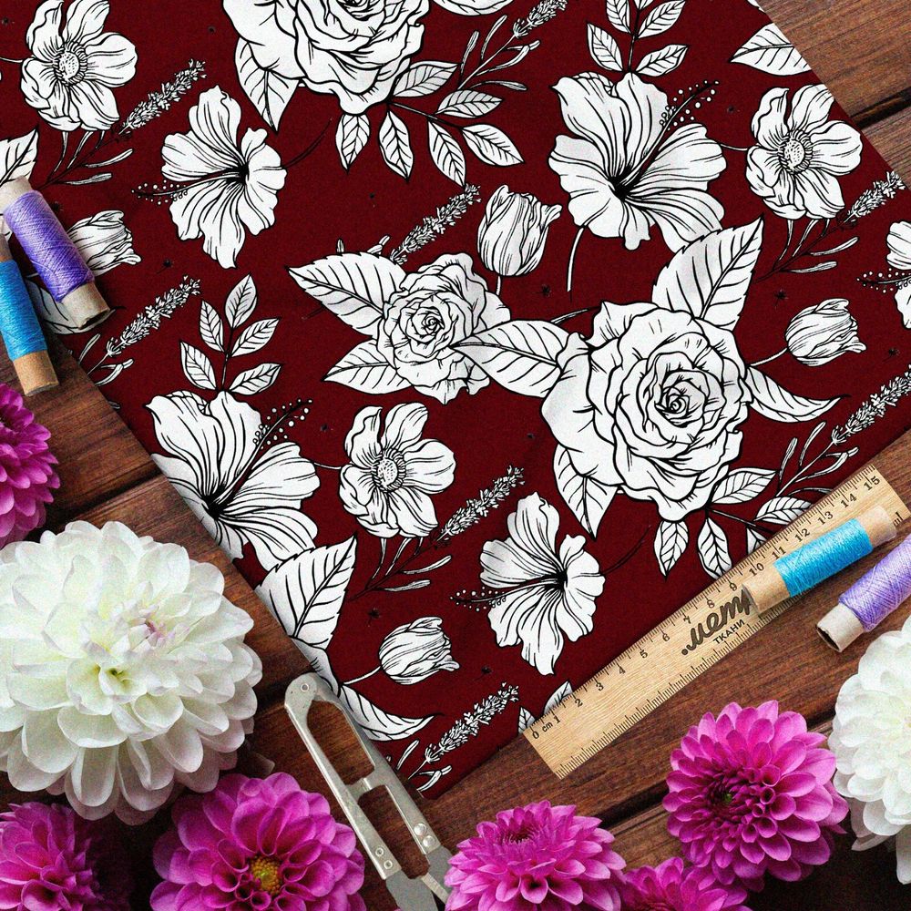 Ткань дюспо рисунок белых роз на бордовом фоне