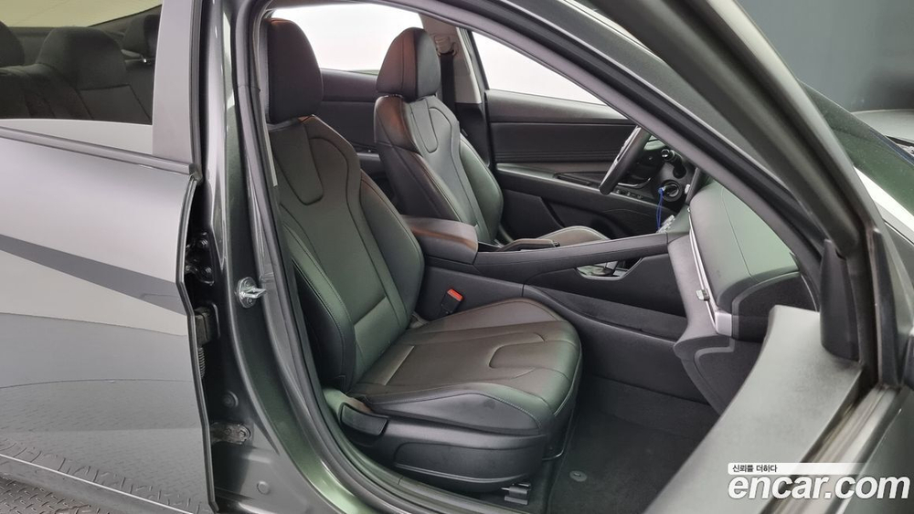 Hyundai Avante (CN7) 1.6 (06.2020)