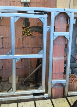 Комплект стальных петель для профиля WALLBOX (цена за комплект)