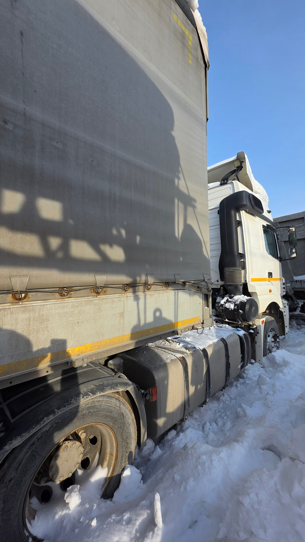 КамАЗ М1840 4x2 Седельный тягач 5490-S5 (Дизельный, 12,0 л, 401 л.с., МТ)