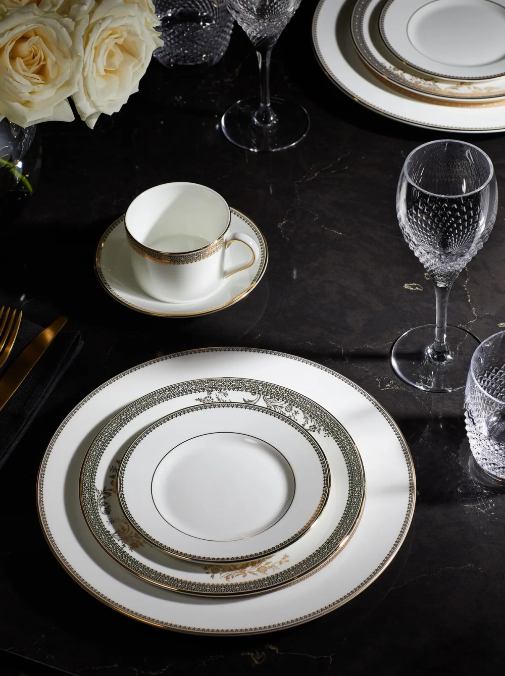 Wedgwood Блюдце для кофейной чашки Vera Wang Lace Platinum 12,5 см EAN 032677984604