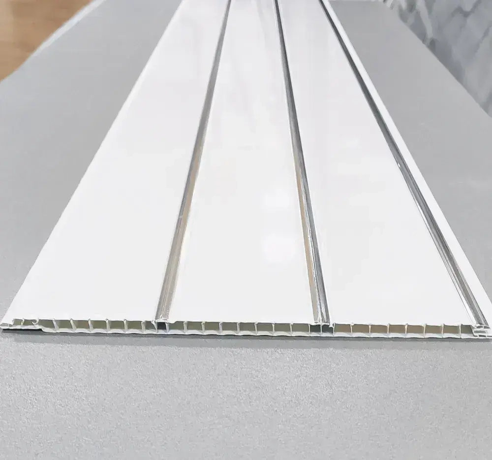 Набор реечного потолка для ванной из панелей ПВХ 1,92м х 1,5м, 3 полосы хром