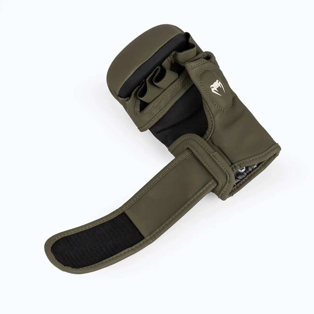 Боксёрские перчатки Venum Sparring khaki/bronze/ivory