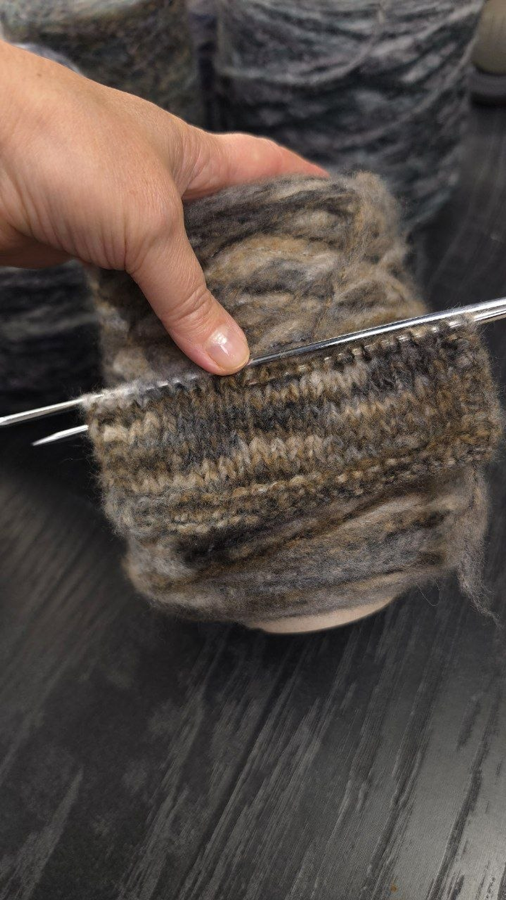 Итальянская бобинная пряжа от производителя Vimar art. Sherpa Состав 74% Кашемир 26% Шелк , Длина 300 м/100г