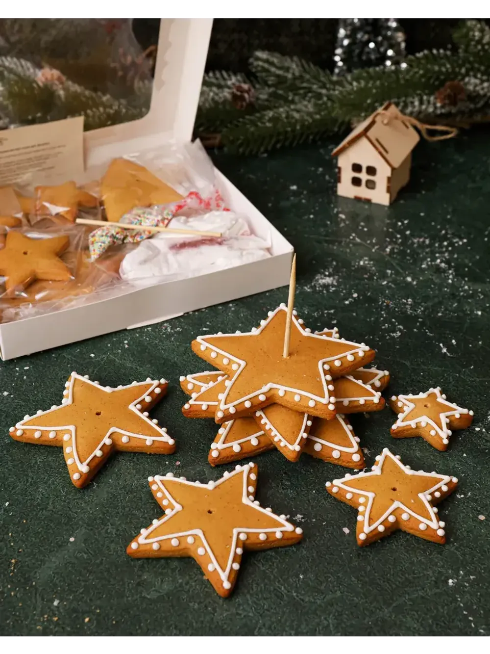 Имбирные пряники - Мастер-класс "Сборная Елка" Имбирные пряники - Мастер-класс "Сборная Елка"