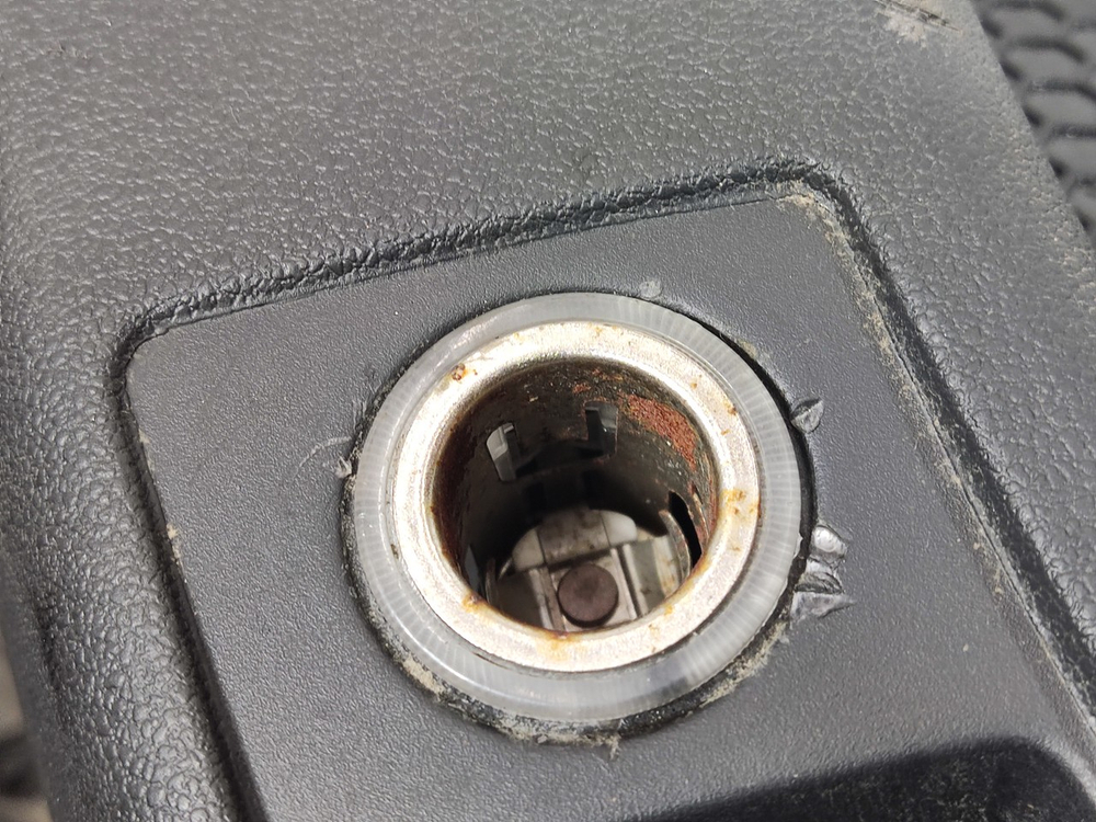 Консоль панель приборов 2023г.