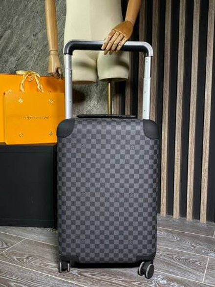 Чемодан Louis Vuitton