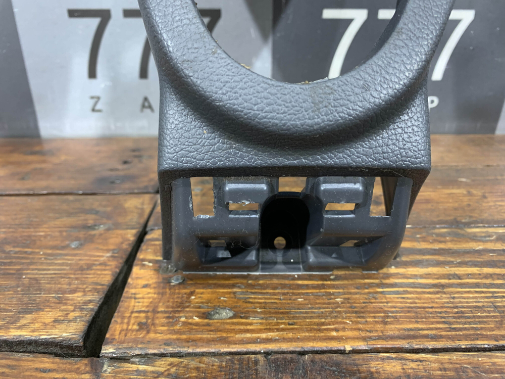 Центральная консоль МКПП Renault Logan 1 04-14 Б/У Оригинал 8200211054