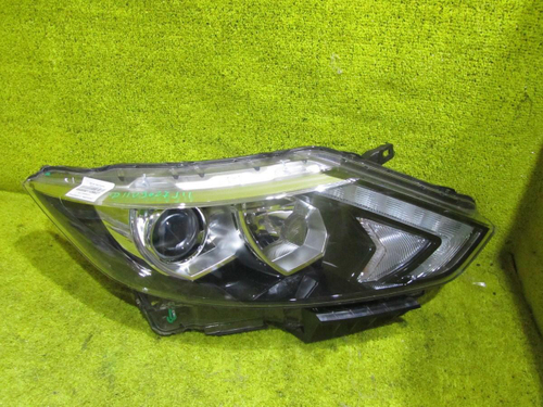 Битая Фара правая Nissan Qashqai J11 (2013-2019) галоген