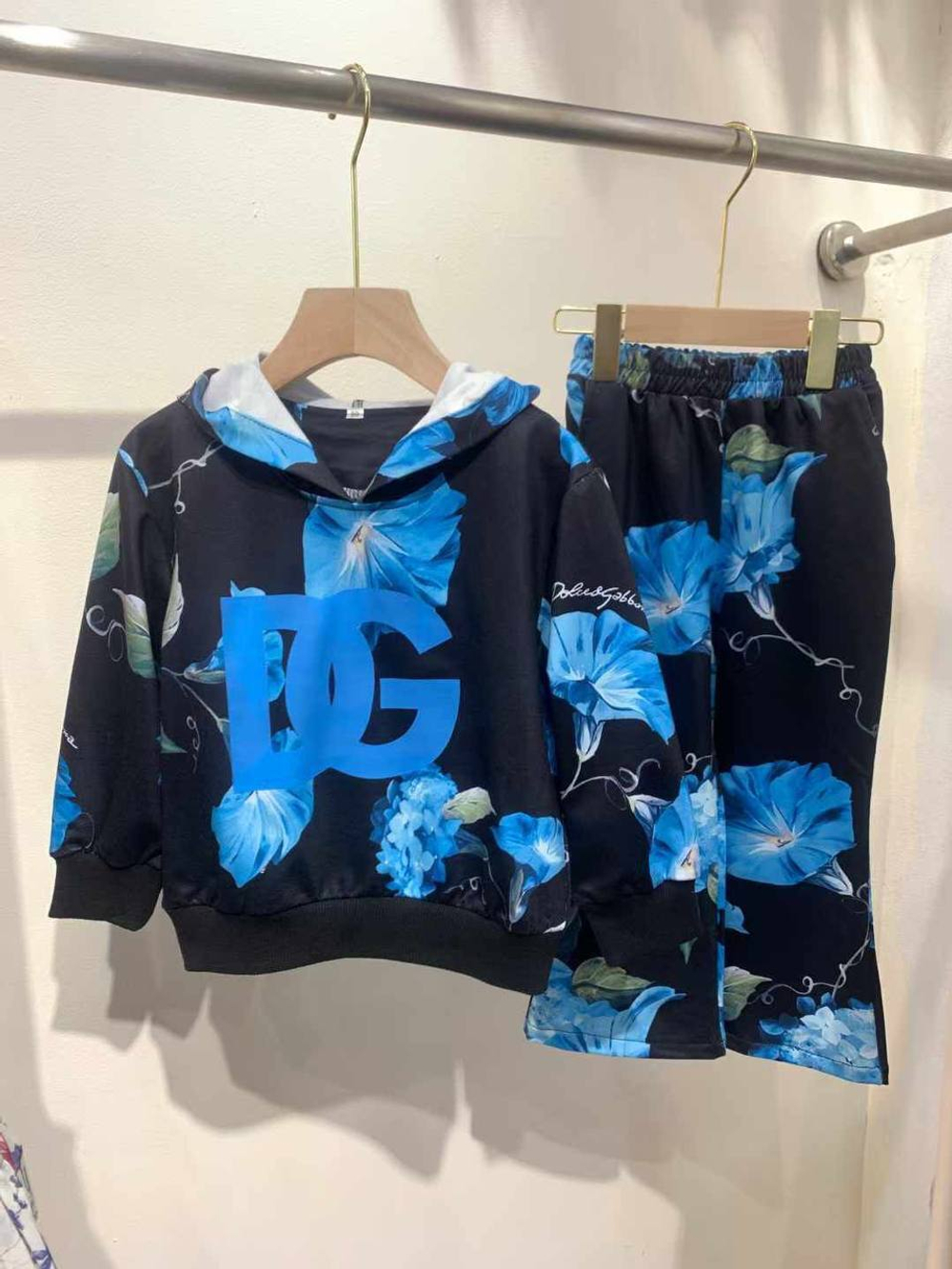 Костюм Dolce&Gabbana, арт. 463340487