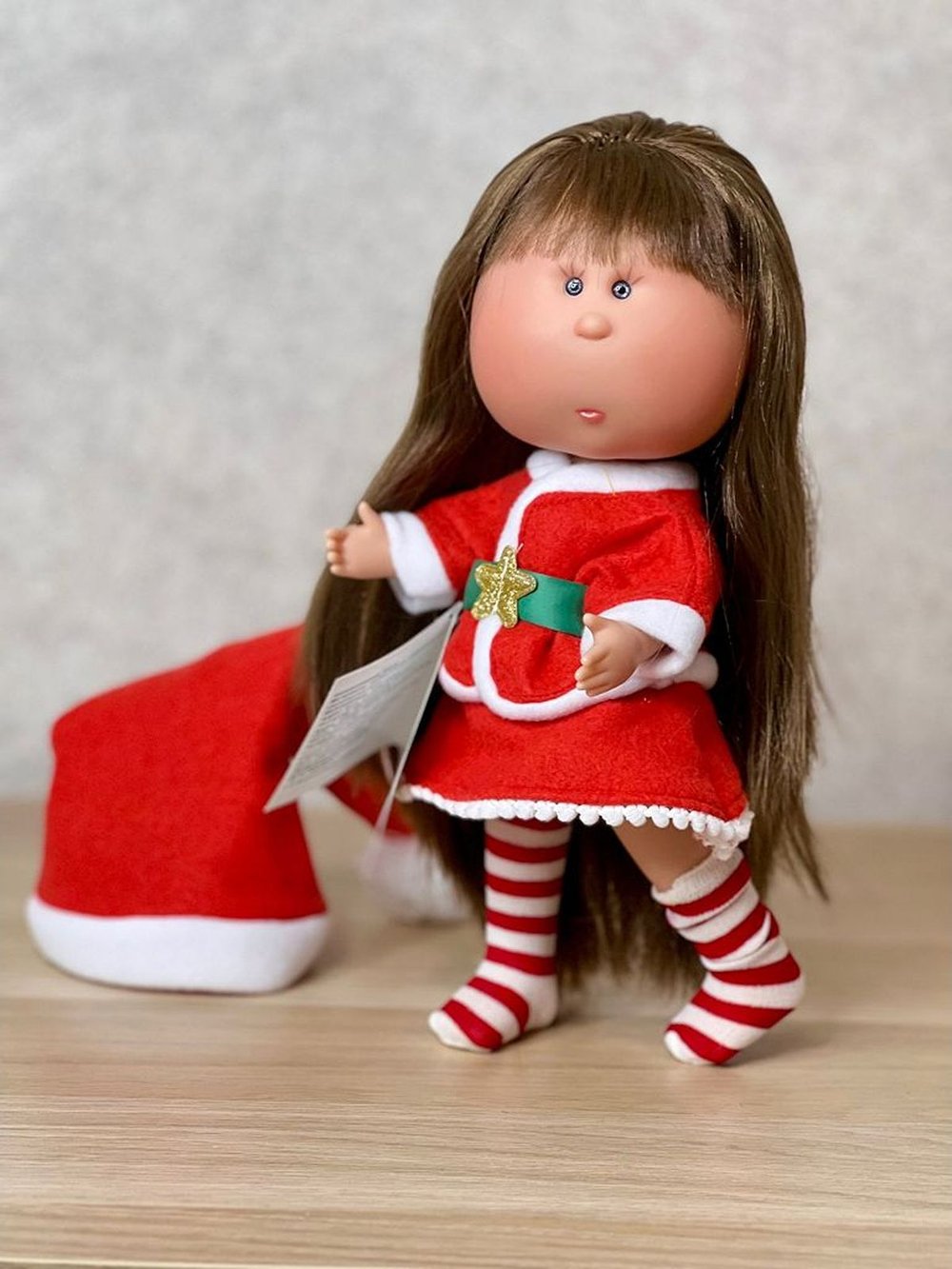 Кукла Nines виниловая 30см MIA CASE (3422)