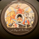Queen / A Day At The Races (LP)
