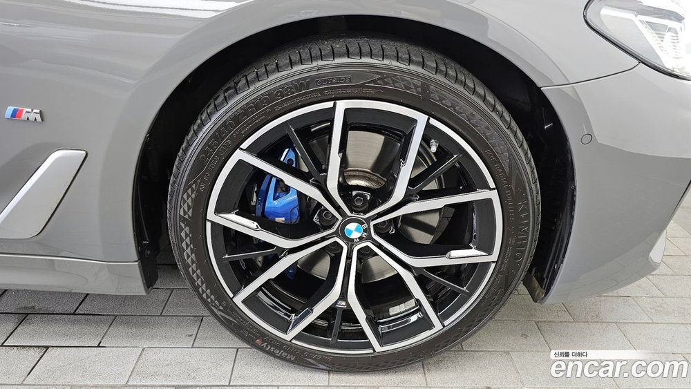 BMW 5 Series (G30) 530i M Sports (01.2022)