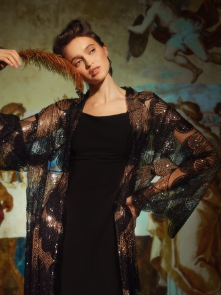 Халат из кружева с бахромой