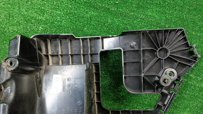 Кронштейн заднего бампера левый BMW X5 F15 (2013-2018)