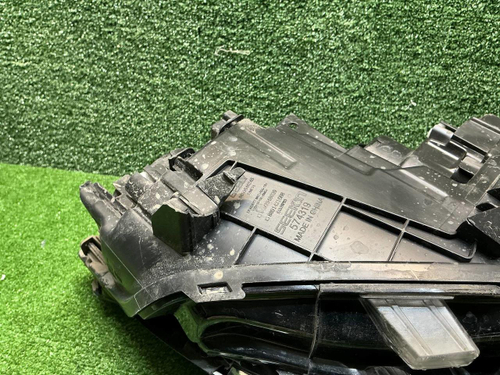 Битая Фара левая Geely Emgrand 2 (2021-н.в.) LED