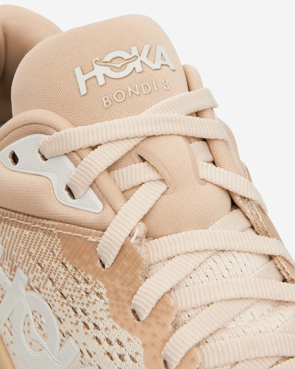 HOKA Кроссовки Bondi 8 Eggnog / Зыбучий Песок