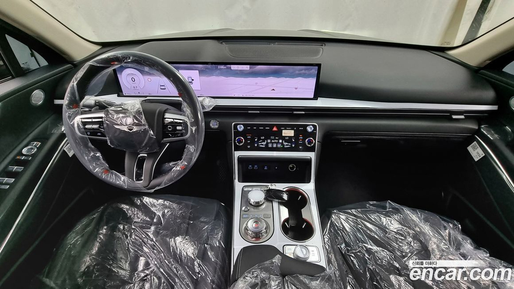 Genesis GV80 2.5T Бензин 2WD (06.2024)