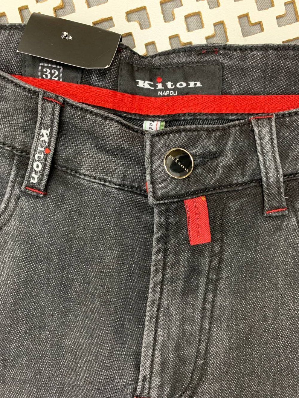 Джинсы Kiton