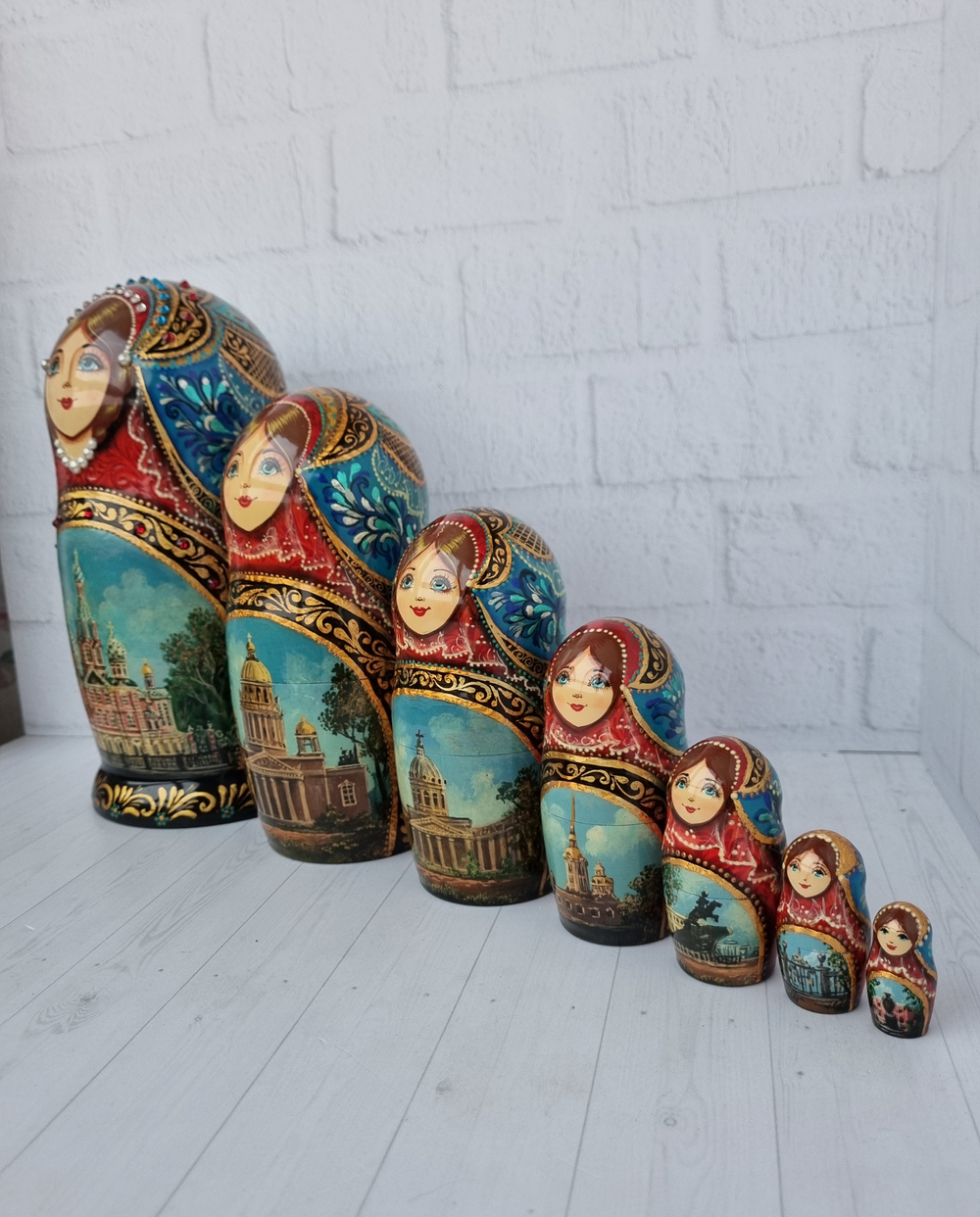 Матрешка "Санкт-Петербург" 7 мест