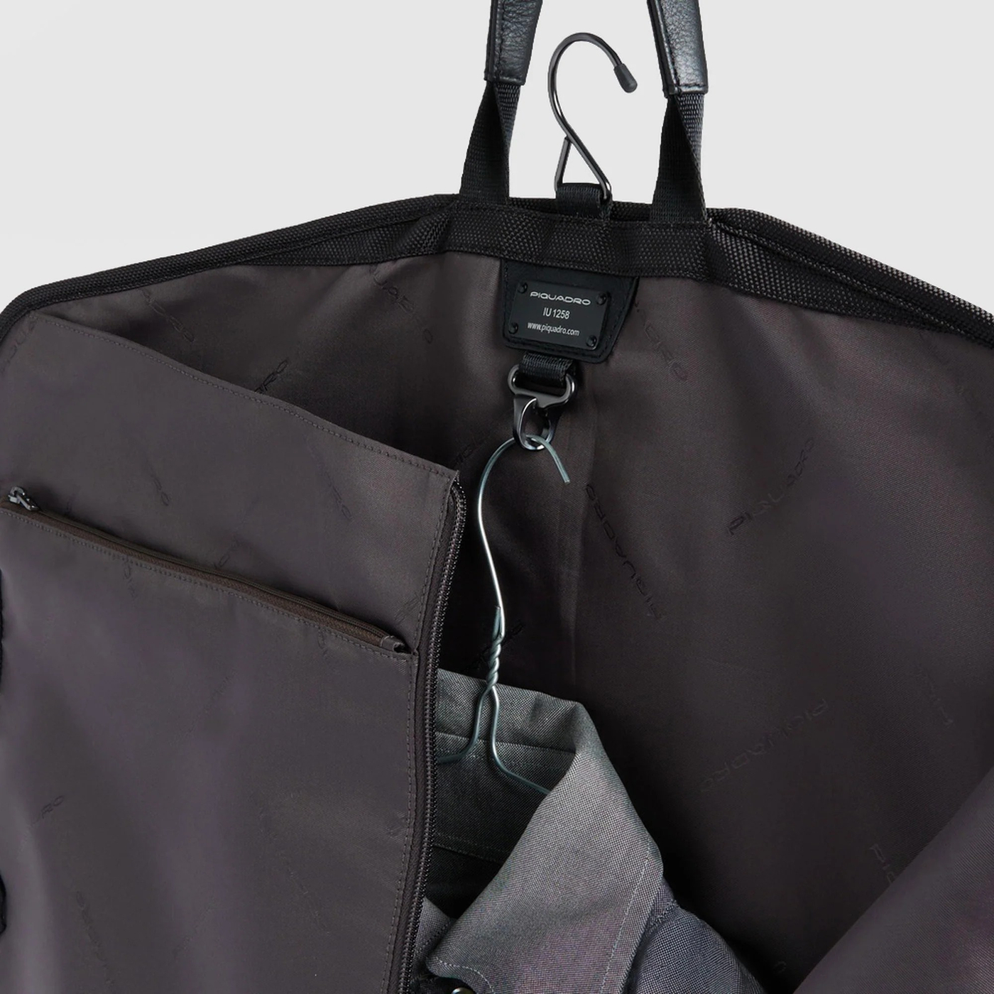 Складной портплед Piquadro Brief PA7047BR2/Nero