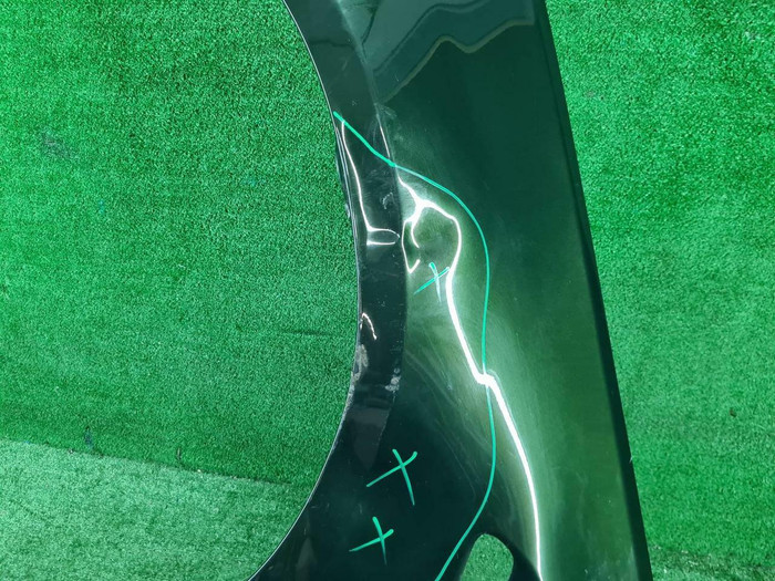 Крыло переднее левое BMW M5 F90 (2017-н.в.)