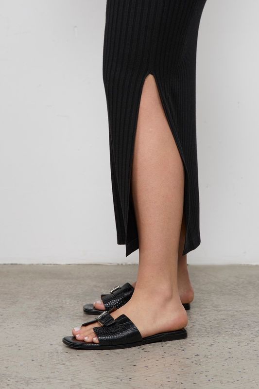 Юбка трикотажная миди в рубчик с разрезом, черный